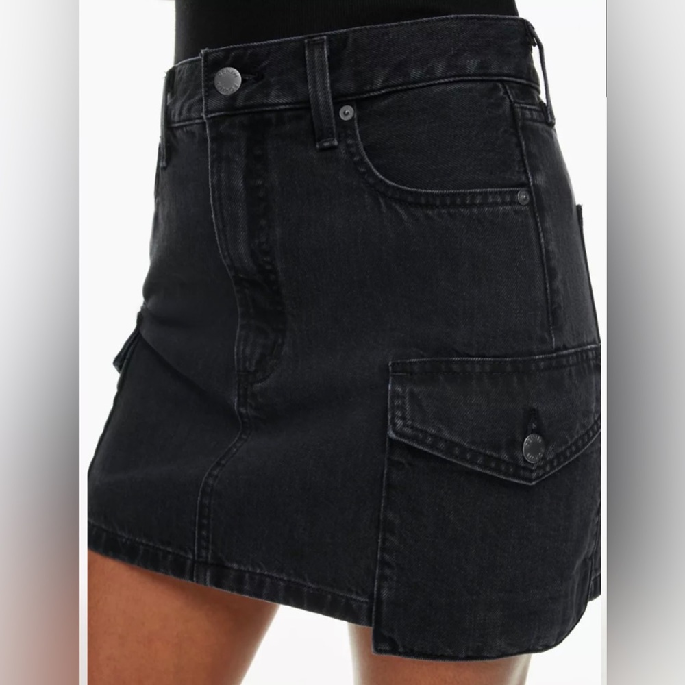 Denim Forum - 90’s Mini Skirt - Size 26
